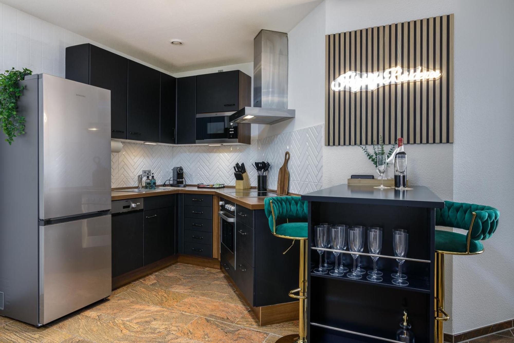 Highlife Apartment One Wiesbaden Wilhelmstrasse מראה חיצוני תמונה
